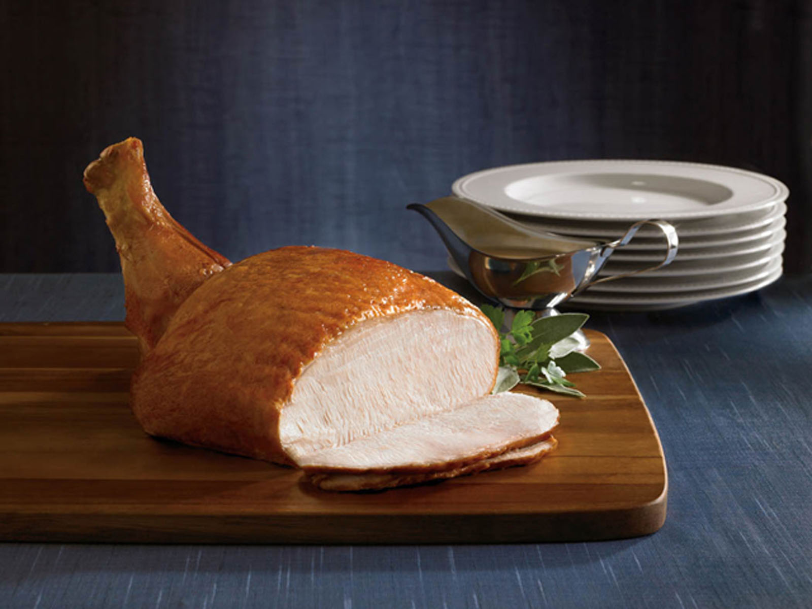 SHENANDOAH® Ready to Cook Skin-On Turkey Breast Roast, Carving Handle, 20%<br/>(35064)